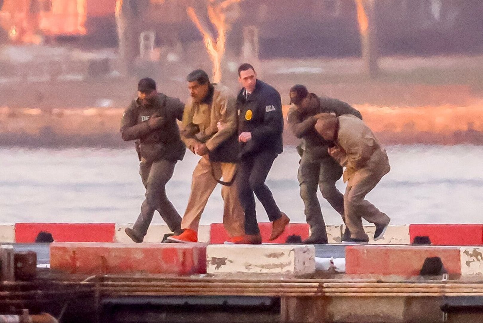 Venezuela: Maduro per Helikopter in New Yorker Gericht geflogen