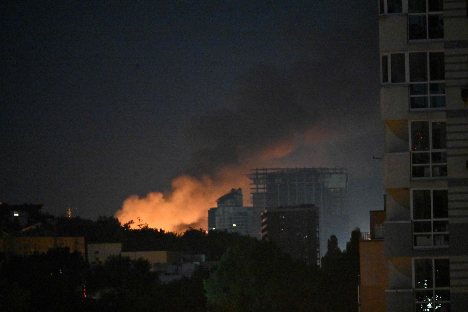 Ukraine-Krieg: Ukraine – Raffinerie und Militärflugplatz in Südwestrussland angegriffen
